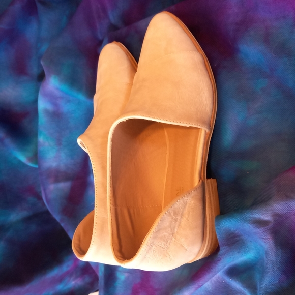 Catherine Malandrino Beige loafers - Picture 2 of 7